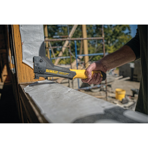 Pistolet-agrafeur en fibre de carbone composite, 5/16" - 1/2" Superchem Industries