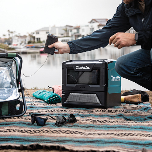 40V Max XGT Cordless Microwave Oven (Tool Only), 350 W/500 W, Black/Blue Superchem Industries