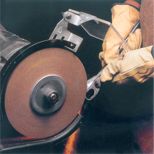 Scotch-Brite Cut & Polish Wheels, 6" Dia. x 1" W, 1" Arbor, Aluminum Oxide Superchem Industries