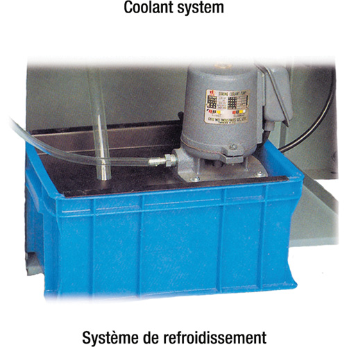 Scies &agrave; ruban pour le m&eacute;tal avec Geardrive, Horizontal/Vertical, Capacit&eacute; de coupe Rond 7" et 7" x 12" rectangulaire Superchem Industries