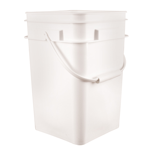 Seau carr&eacute;, Plastique, 4,25 gal. Superchem Industries