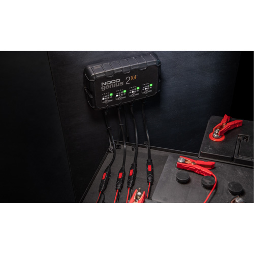 Chargeur de batterie 4 sorties de 8 A Genius 2X4 Superchem Industries
