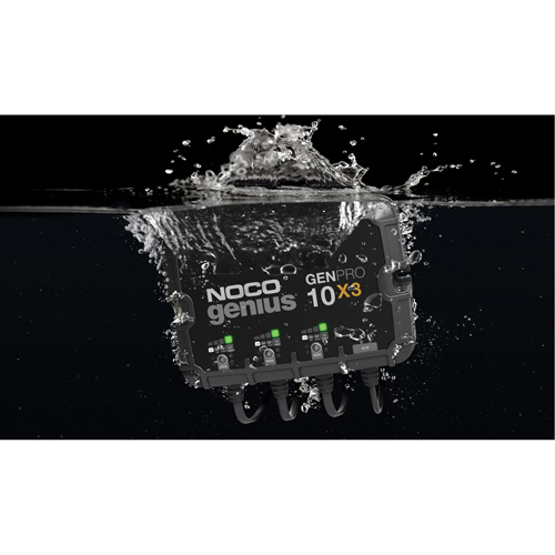 Chargeur de batterie embarqu&eacute; &agrave; 3 sorties de 30 amp&egrave;res GenPro10X3 Genius Superchem Industries