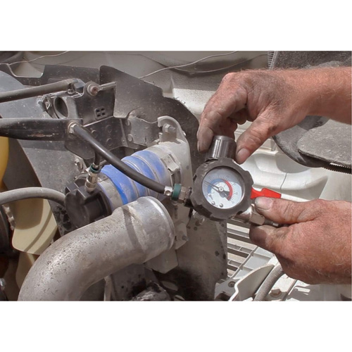 Trousse de test de syst&egrave;me d'air de turbocompresseur avec adaptateur pour fum&eacute;e Superchem Industries