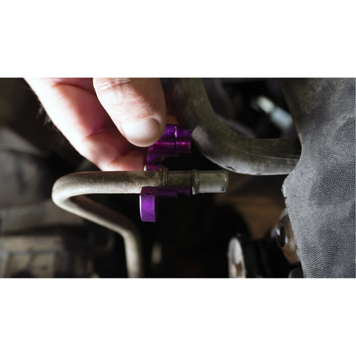 Ensemble de d&eacute;connexion du refroidisseur d'huile de transmission pour Ford Superchem Industries