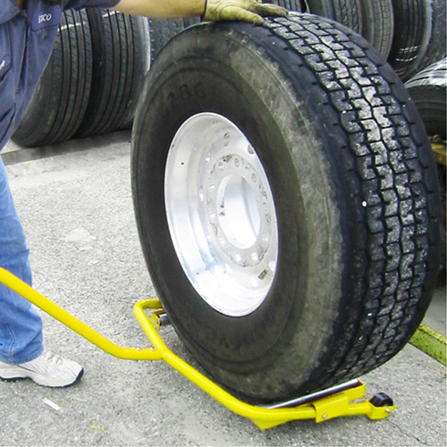 Socle roulant pour roue de camion, Capacit&eacute; de 280 lb Superchem Industries