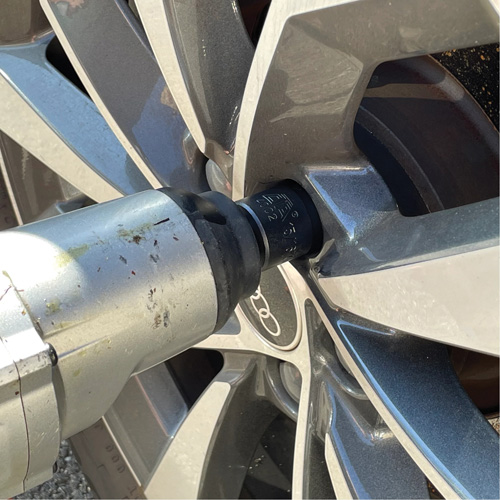 Emergency Lug Nut Remover Superchem Industries