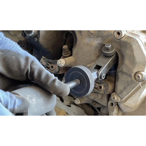 N&eacute;cessaire dextracteur dinjecteur diesel &agrave; 2 m&acirc;choires avec coffret Superchem Industries