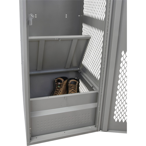 Casier pour &eacute;quipement avec porte, Acier, 24" la x 24" p x 72" h, Gris Superchem Industries