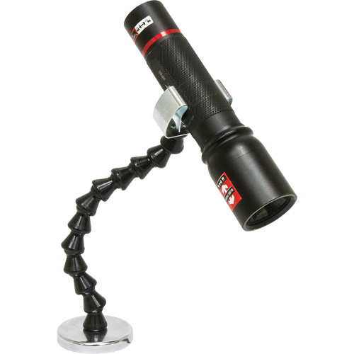 Support magn&eacute;tique flexible pour lampe de poche Superchem Industries
