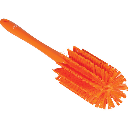 Brosse moyenne avec manche, Soies Ferme, Longueur de 17", Orange Superchem Industries