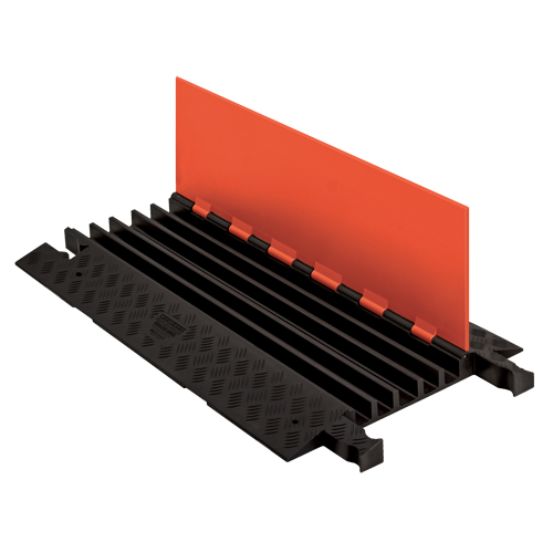 Protecteur de c&acirc;ble pour usage g&eacute;n&eacute;ral Guard Dog, 5 canaux, 36" lo x 19,75" la x 1,875" h Superchem Industries