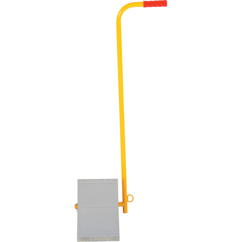 Cale de roues en aluminium avec poign&eacute;e, 7" la x 11-7/8" p x 7-11/16" h Superchem Industries