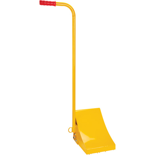 Cale de roue pour la glace avec poign&eacute;e ergonomique, Acier, Jaune, 8-1/16" la x 10-5/8" p x 8-13/16" h Superchem Industries