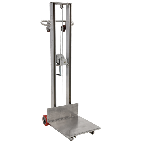 Empileur &agrave; plateforme, M&eacute;canisme Treuil manuel, Capacit&eacute; de 400 lb, Levage max de 58" Superchem Industries