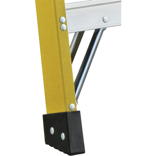 6600 Series Industrial Heavy-Duty 2-Way Stepladders, Fibreglass, 300 lbs. Capacity, 6' Superchem Industries
