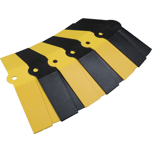 Syst&egrave;me de protection de c&acirc;bles Ultra-Sidewinder - grand , 14,125" x 13,675" x 2,13", 13500 lb (6,75 tons) Superchem Industries