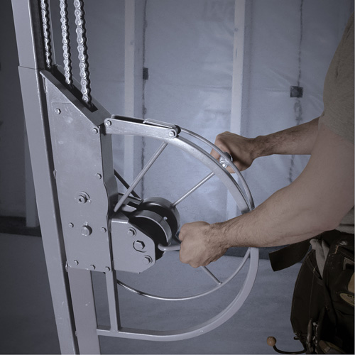 Appareils de levage pour panneaux de cloisons s&egrave;ches Bulidman Superchem Industries