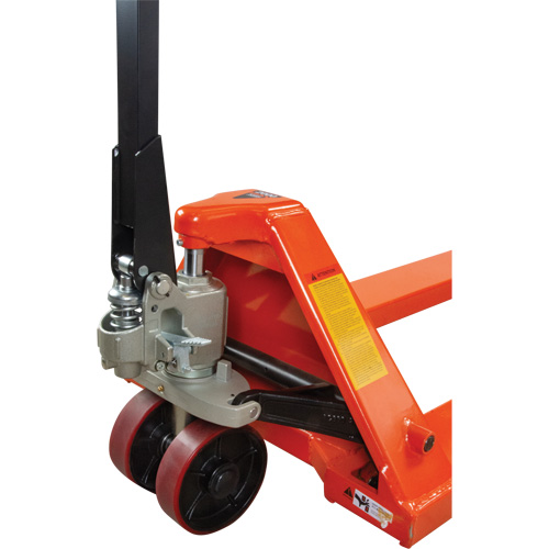 Transpalettes hydrauliques &agrave; fourche de 8', 96" lo x 27" la, capacit&eacute; 4400 lb Superchem Industries
