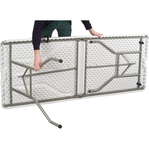 Table se pliant en deux, Rectangulaire, 72" l x 30" la, Poly&eacute;thyl&egrave;ne, Blanc Superchem Industries