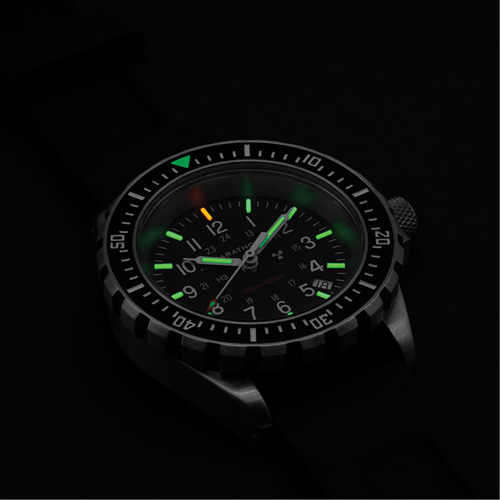 Grande montre automatique de plong&eacute;e, Num&eacute;rique, &agrave; piles, 41 mm, Noir Superchem Industries