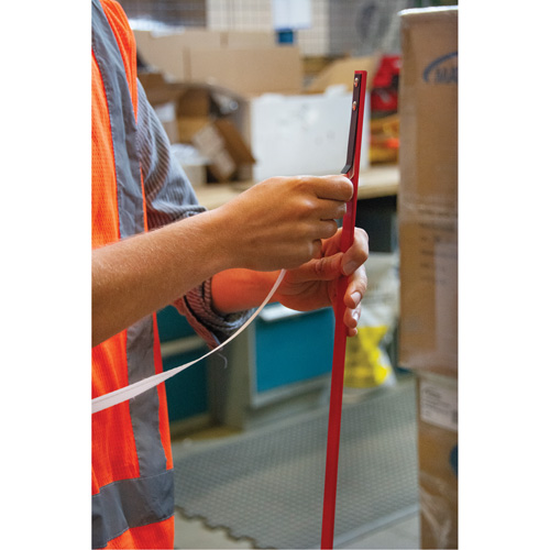 Baguette d'enfilage pour palette de feuillard Superchem Industries