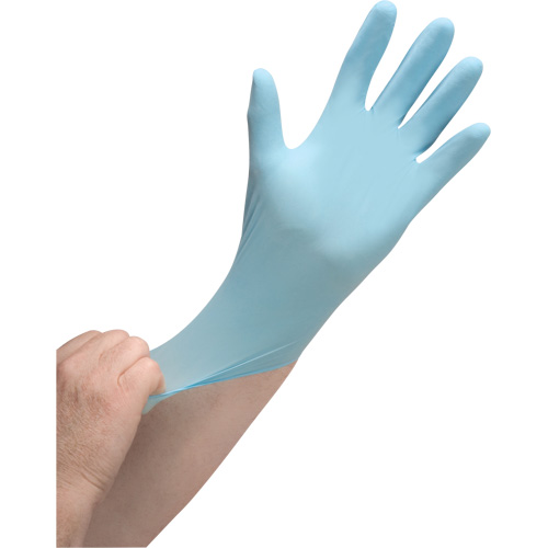 Gants jetables de calibre m&eacute;dical r&eacute;sistants &agrave; la perforation, Moyen, Nitrile, 4,5 mils, Sans poudre, Bleu, Classe 2 Superchem Industries
