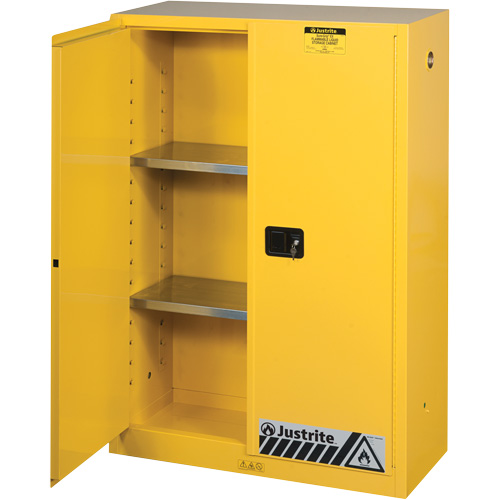 Armoires Sure-Grip EX pour produits inflammables, 45 gal., 2 Porte(s), 43" La x 65" h x 18" p Superchem Industries