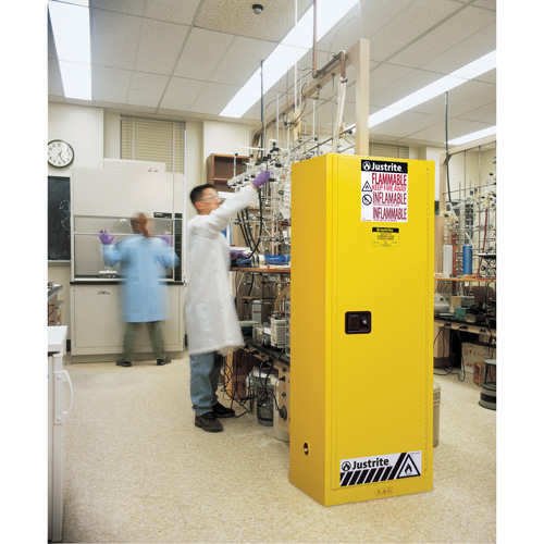 Armoire de s&eacute;curit&eacute; pour produits inflammables EX Slimline Sure-Grip , 22 gal., 1 Porte(s), 23,25" La x 65" h x 18" p Superchem Industries