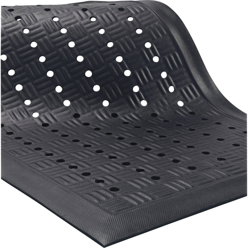 Tapis Cushion Station, &agrave; fentes, 3-1/5' x 5-3/10' x 9/16", Noir, Nitrile Superchem Industries