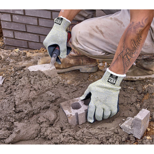 Hero Cut Resistant Gloves, 7/Small, 7 Gauge, ANSI/ISEA 105 Level 4 Superchem Industries