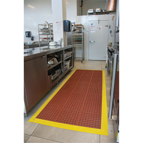 Tapis modulaire antifatigue, Nid d'abeilles, 3' x 3' x 1/2", Brun, Nitrile/Caoutchouc Superchem Industries