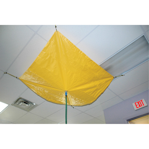 D&eacute;viateurs de fuites de toiture Ultra-Roof Drip Diverter Superchem Industries