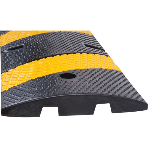 Bosses de d&eacute;c&eacute;l&eacute;ration, Caoutchouc, 6' lo x 11-3/4" la x 2" h Superchem Industries