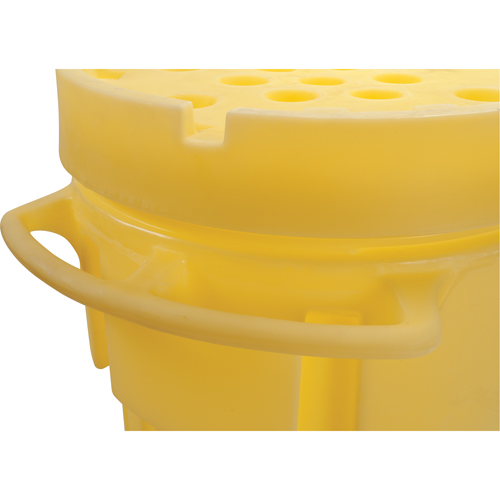 Trousse de lutte contre les d&eacute;versements de premi&egrave;re qualit&eacute;, Universel, Overpack/Baril de r&eacute;cup&eacute;ration, Absorbance de 95 gal. US Superchem Industries