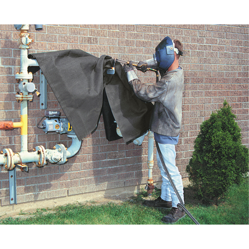 Welding Blankets, 5' W x 10' L, Rated Up To 3000 °F Superchem Industries