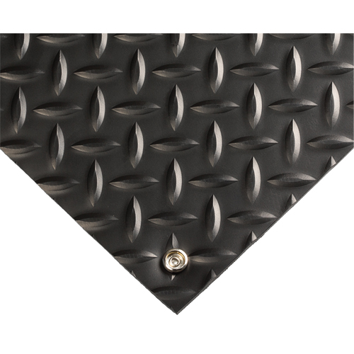 Tapis conducteur d'&eacute;lectricit&eacute; no 785, 3' la x 75' lo x 5/32" &eacute;p, PVC, Losange, Noir Superchem Industries