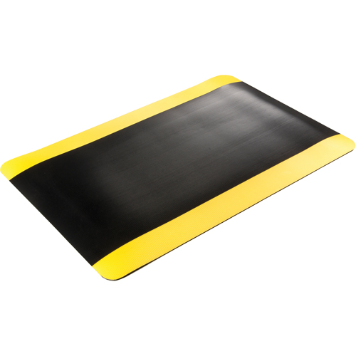 Tapis tr&egrave;s robuste pour panneau de contr&ocirc;le No 720, Ondul&eacute;, 3' x 10' x 5/8", Noir/Jaune, PVC Superchem Industries