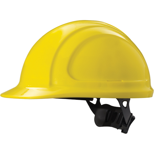 Casque de s&eacute;curit&eacute; North Zone, R&eacute;pond aux normes CSA type 1, Suspension Rochet, Non ventil&eacute; Superchem Industries