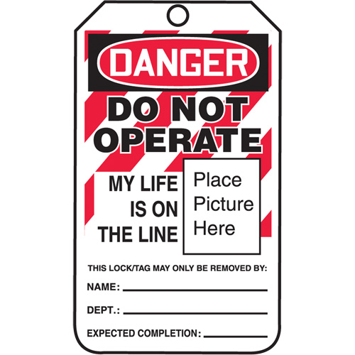 &eacute;tiquettes de verrouillage Do Not Operate Danger, Papier cartonn&eacute;, 3-1/4" la x 5-3/4" h, Anglais Superchem Industries
