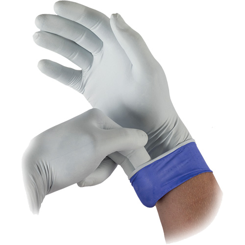 Gants d'examen bicolores LSE-104 Lifestar EC, Petit, Nitrile, 5,5-mil, Sans poudre, Blanc, Classe 2 Superchem Industries