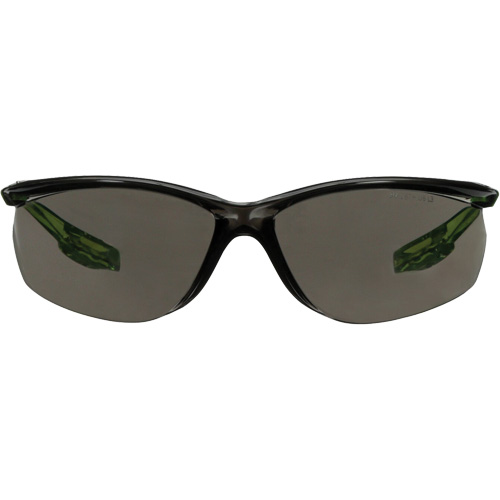 Lunettes de s&eacute;curit&eacute; de s&eacute;rie Solus CCS, Lentille Gris, Antibu&eacute;e, R&eacute;pond ou surpasse la norme CSA Z94.3 Superchem Industries