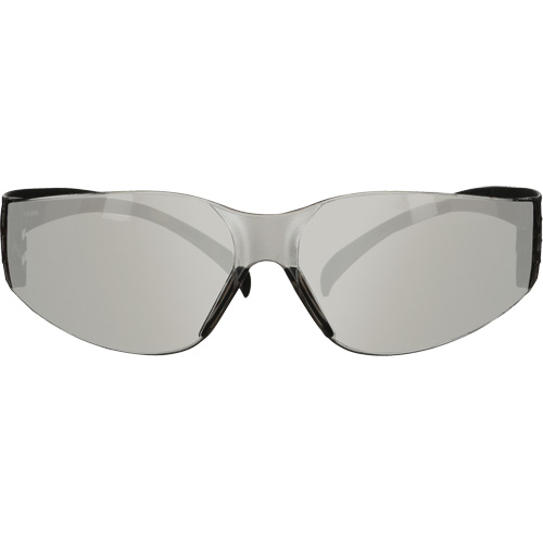 Lunettes de protection de s&eacute;rie 100 SecureFit, Lentille Gris/Int&eacute;rieur/ext&eacute;rieur, Antibu&eacute;e/Anti-&eacute;gratignures, ANSI Z87+/R&eacute;pond ou surpasse la norme CSA Z94.3 Superchem Industries