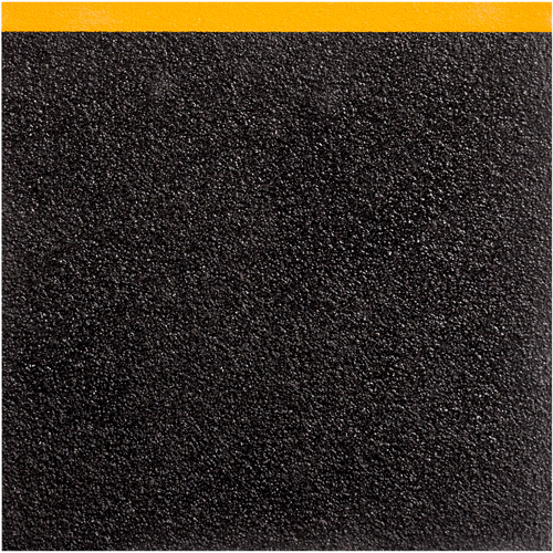 Couvre-marches antid&eacute;rapants en plastique renforc&eacute; de fibre de verre SafeStep, 47,25" la x 47,25" lo Superchem Industries