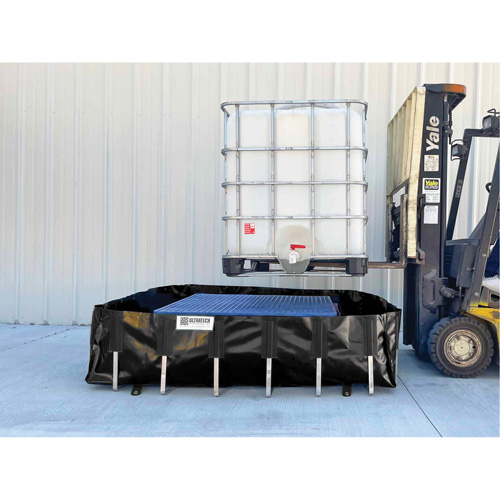 Berme de confinement des d&eacute;versements Ultra-IBC Berm, Capacit&eacute; 400 gal. US, 6' la x 6' lo x 18" h, Support en L Superchem Industries