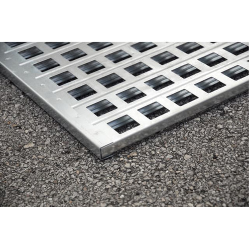 4-Drum Steel Ultra-Spill Pallet&reg;, 68 US gal. Spill Capacity, 49.1" x 47.1" x 10.9" Superchem Industries