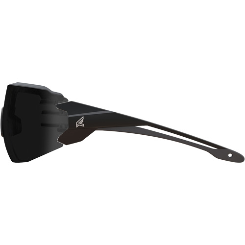 Lunettes de s&eacute;curit&eacute; Taven, Lentille Fum&eacute;e, Anti-&eacute;gratignures/Pare-vapeur, ANSI Z87+/MCEPS GL-PD 10-12/R&eacute;pond ou surpasse la norme CSA Z94.3 Superchem Industries