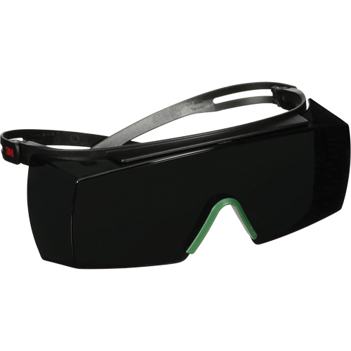 Lunettes de s&eacute;curit&eacute; SecureFit s&eacute;rie 3700 SF3750AS-BLK, Lentille Gris/IR 5.0, Anti-&eacute;gratignures, ANSI Z87+/R&eacute;pond ou surpasse la norme CSA Z94.3 Superchem Industries