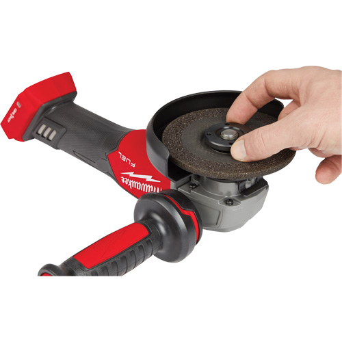 Meuleuse &agrave; frein avec interrupteur &agrave; glissi&egrave;re One-Key M18 Fuel (outil seulement), Roue de 4-1/2" ou 5", 18 V Superchem Industries