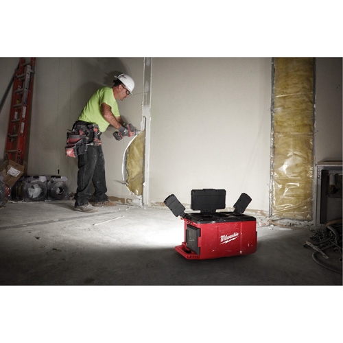 M18 Packout Light/Charger, LED, 3000 Lumens Superchem Industries